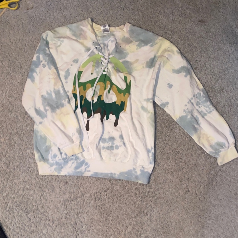 Tie-Dye Long Sleeve oversized women’s sweater. Size: Large #cozy comfy #bts